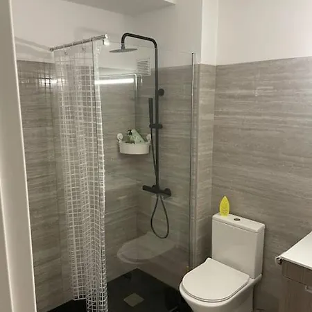 Superbe Appartement, Parking,300 M De La Appartement *