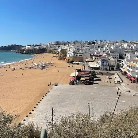 Apartamento Superbe Appartement, Parking,300 M De La Albufeira